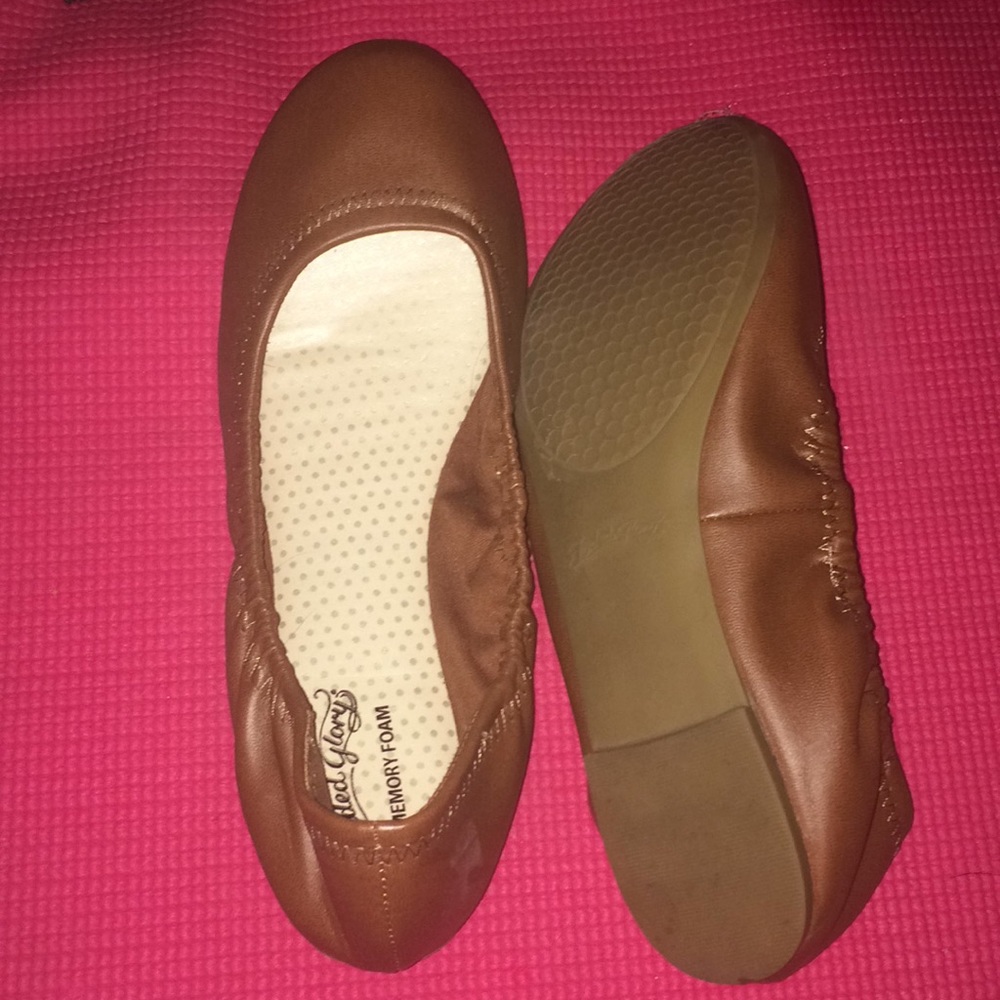 Ballet flats